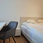 Modern 1