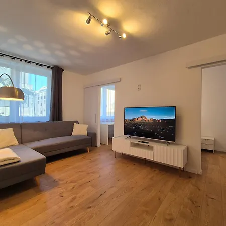 Modern 1 Apartment *
